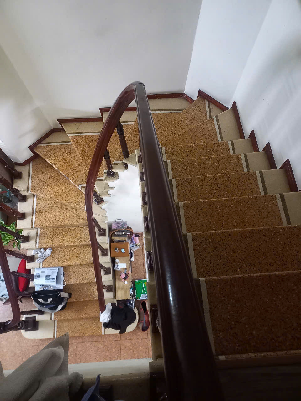 Mặt phố Nguyễn Viết Xuân 93m2 mặt tiền 10,5m, 1 mặt phố 1 mặt ngõ ô tô tránh. giá 33,8 tỷ - Ảnh 2